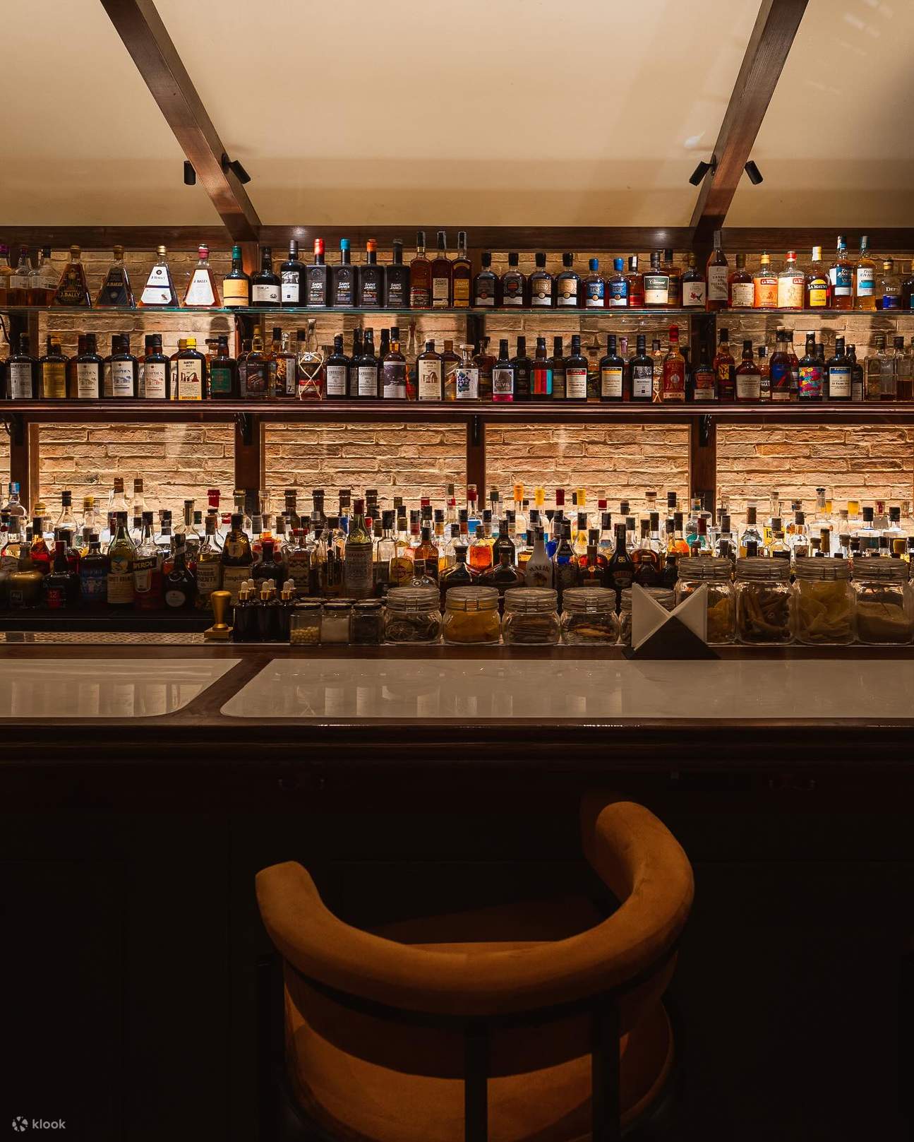 Pengalaman Merasa Rum di Vesou Saigon