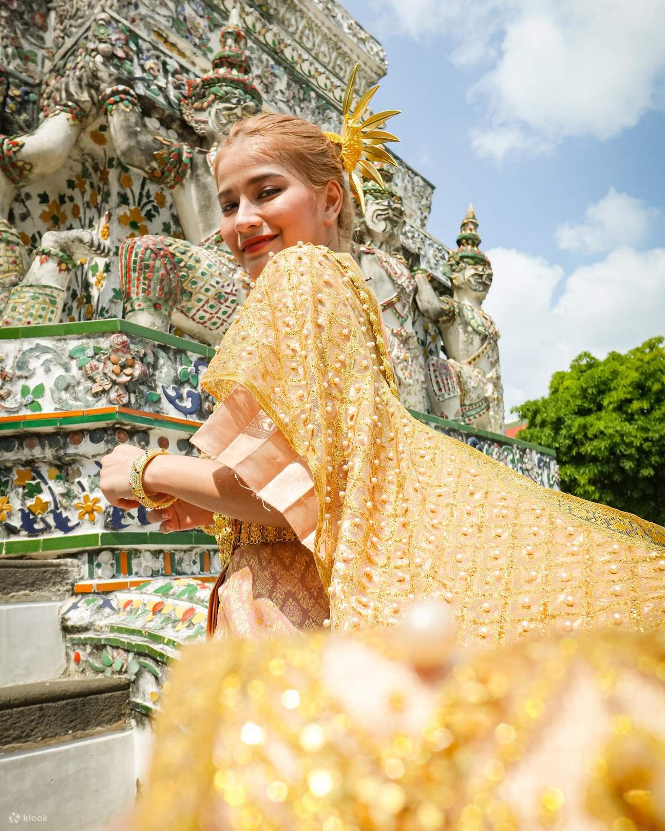 穿典型的泰国礼服的泰国妇女 库存照片. 图片 包括有 成人, 种族, 魅力, 历史记录, 服装, 表面, 文化 - 36112604