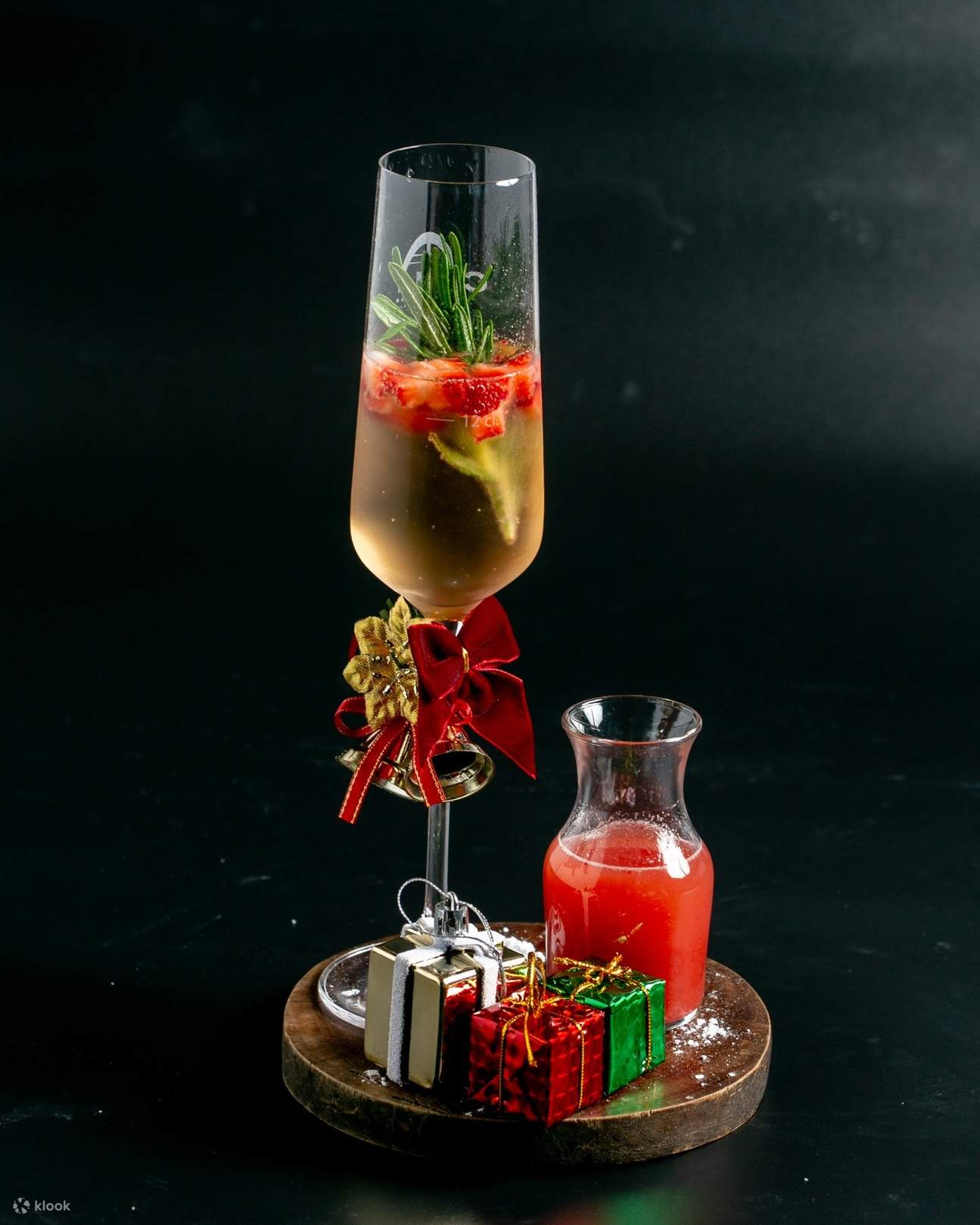 セントラルワールドのセンタラグランド59階にあるCRUシャンパンバー