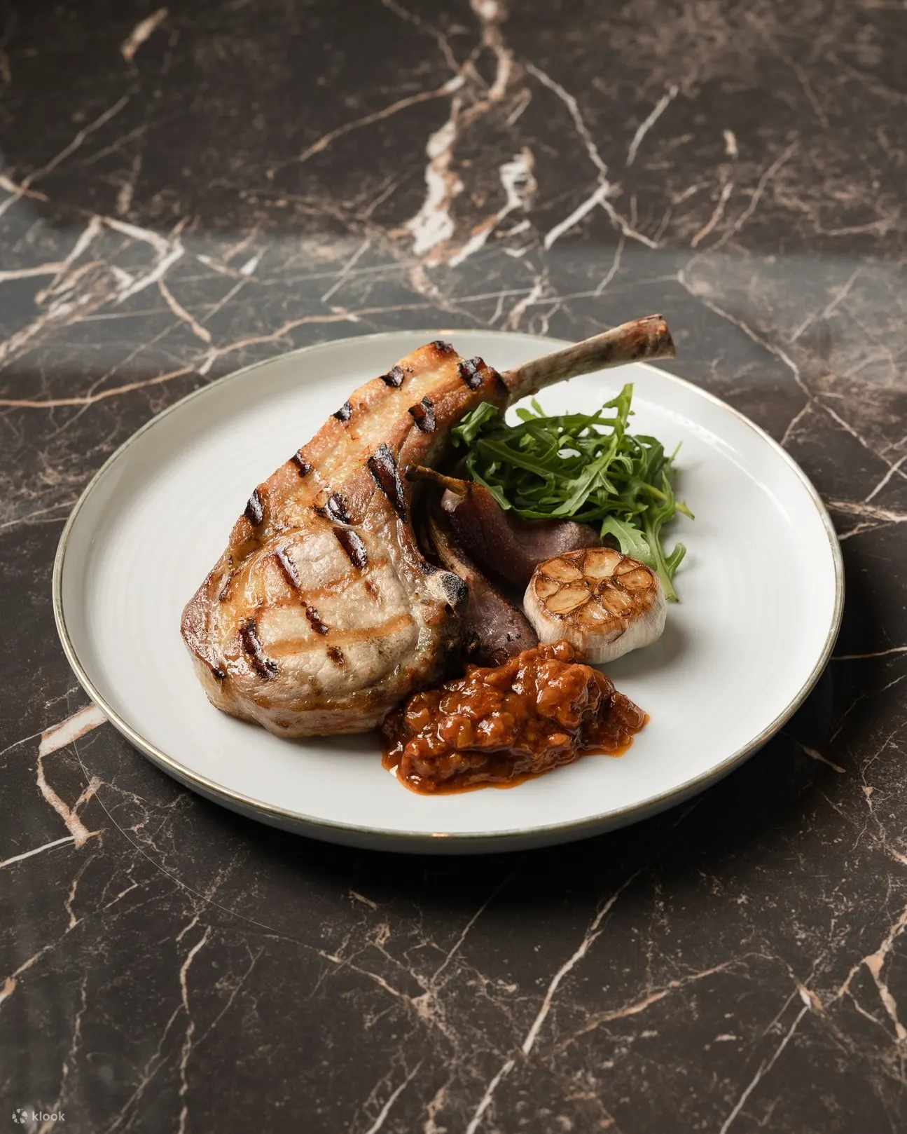 河畔亚洲餐厅 Crystal Grill House