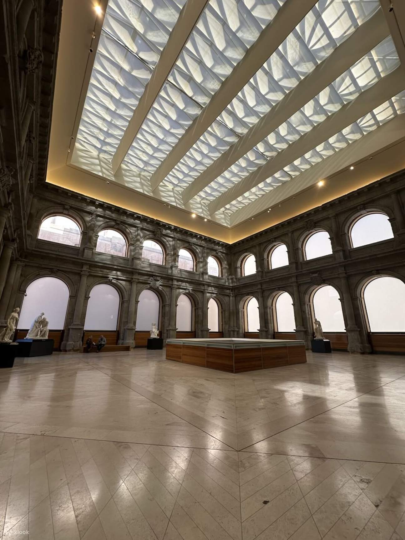 THE PRADO 英文:プラド美術館　大型本 THE PRADO 英文:プラド美術館 大型本 81jisJdJZ5L.jpg