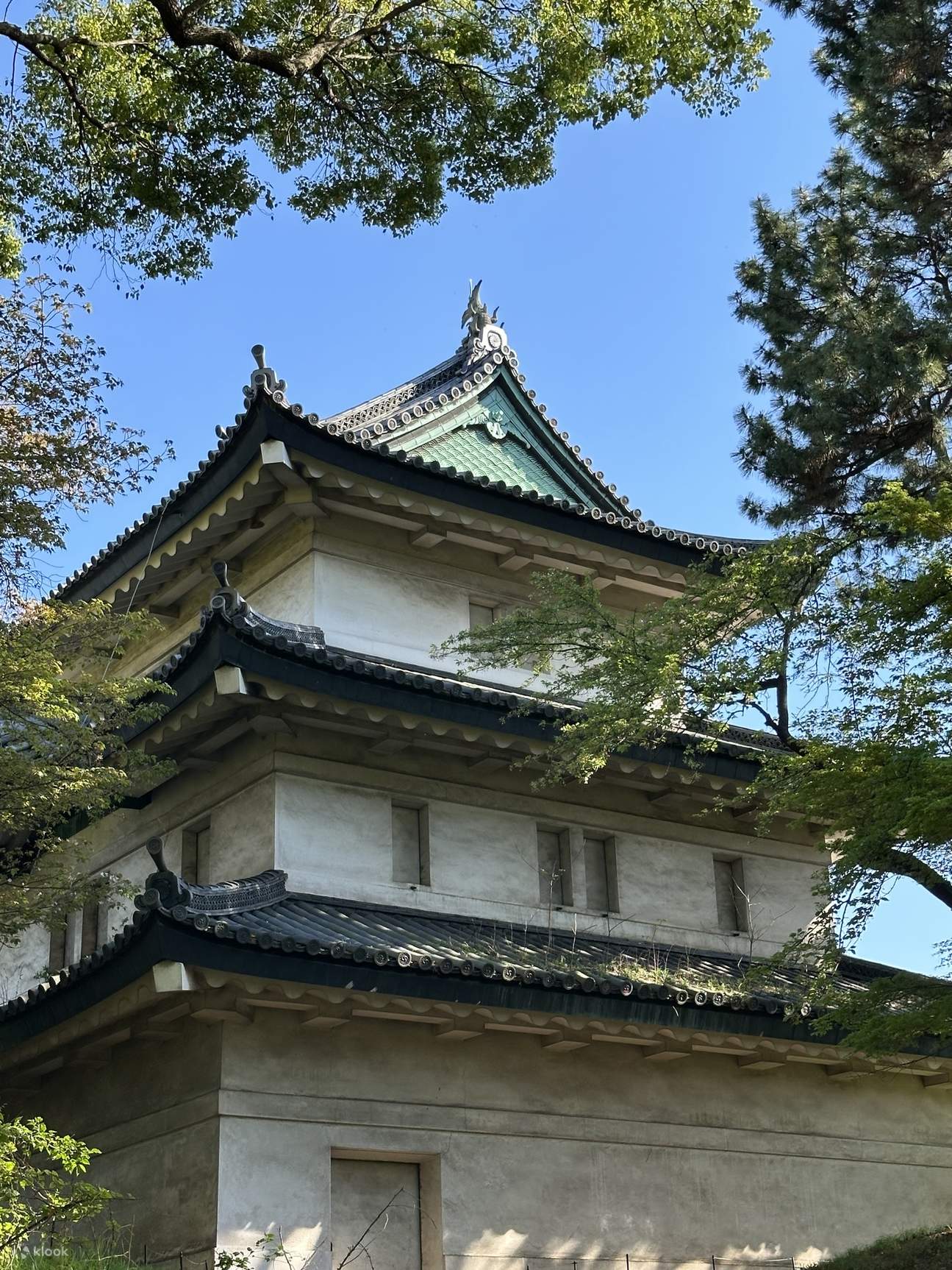Tokyo Imperial Palace and Edo castle Historical Walking Tour - Klook