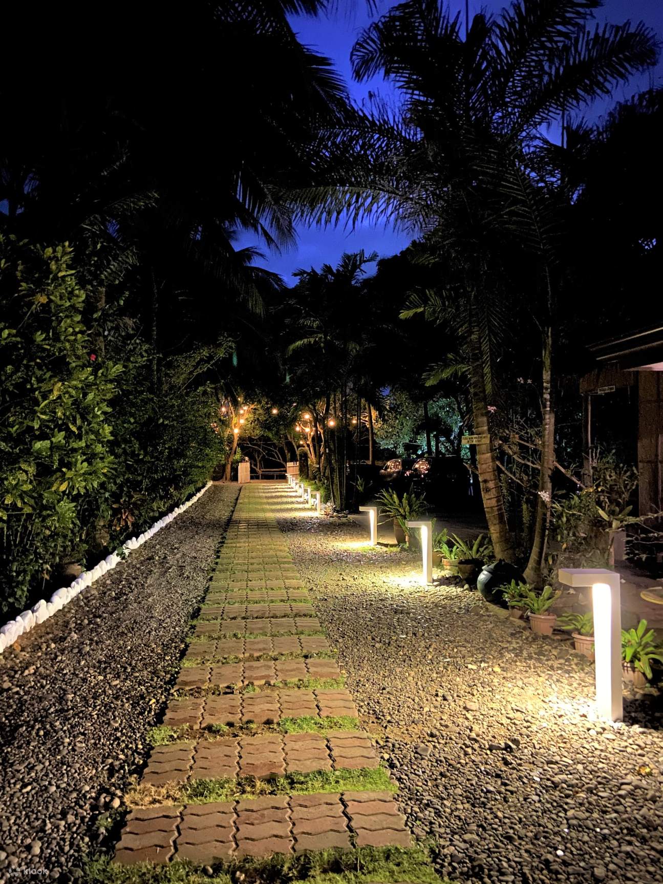 Tres Pinos Beach Resort Day Pass In Quezon Klook Canada