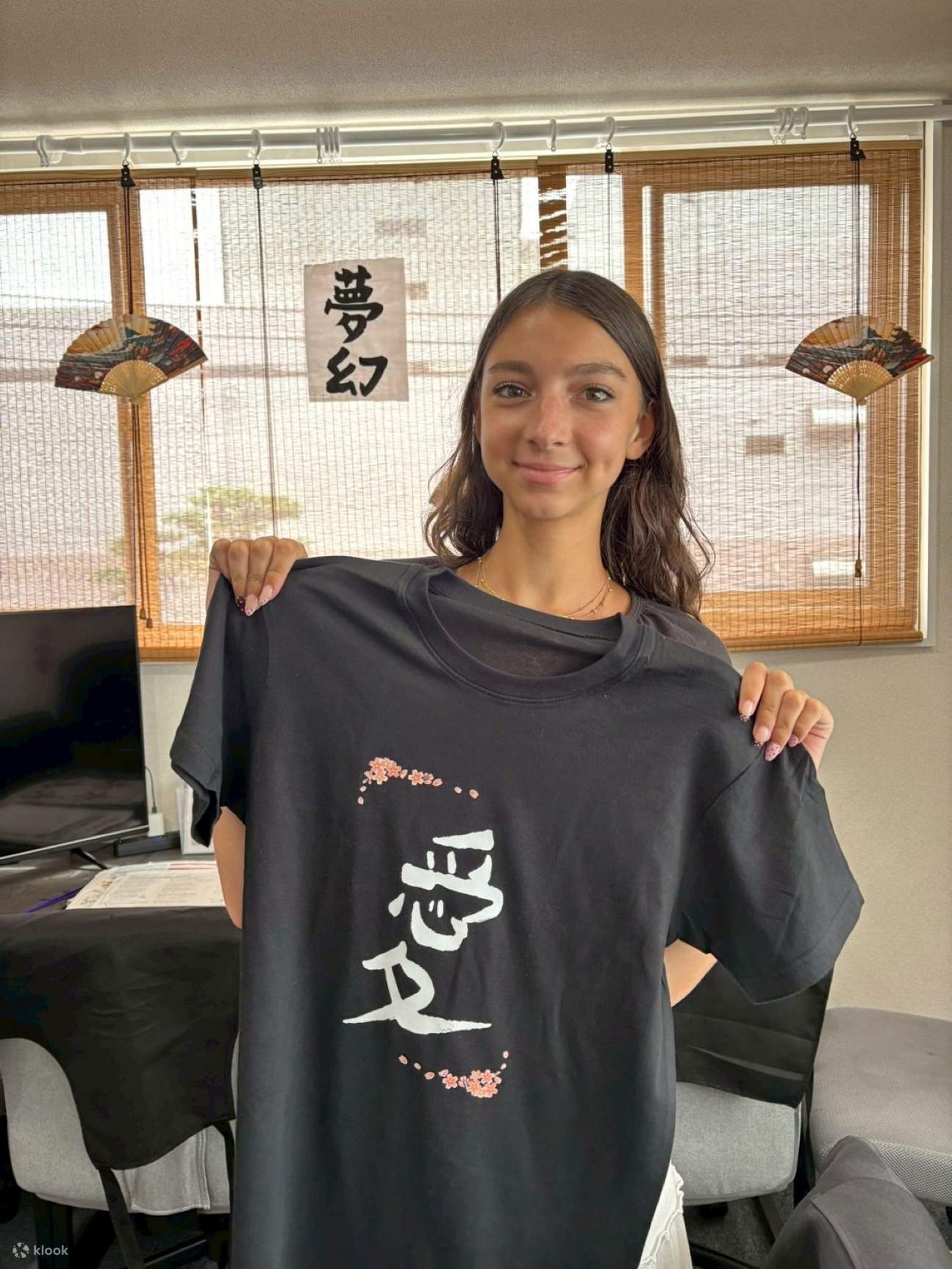 Japanese Calligraphy and make your original T-shirt - Klook