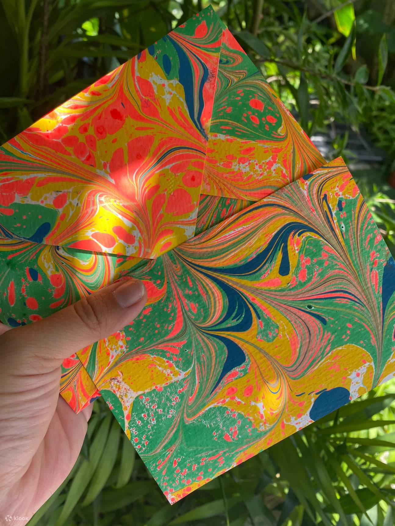Paper Marbling Workshop at The Sundowner