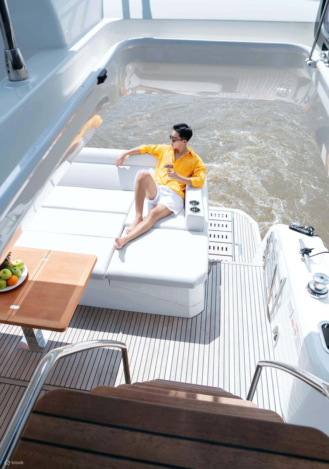 Prestige 590 (máx. 12 personas)