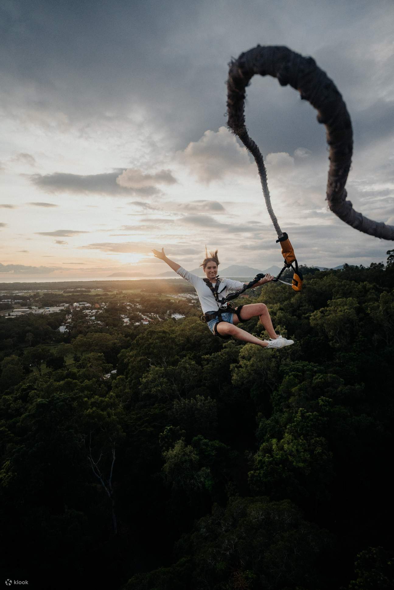 Budget Friendly Adventure: Bungy Jump & Giant Swing For $49! - 2evtnjc