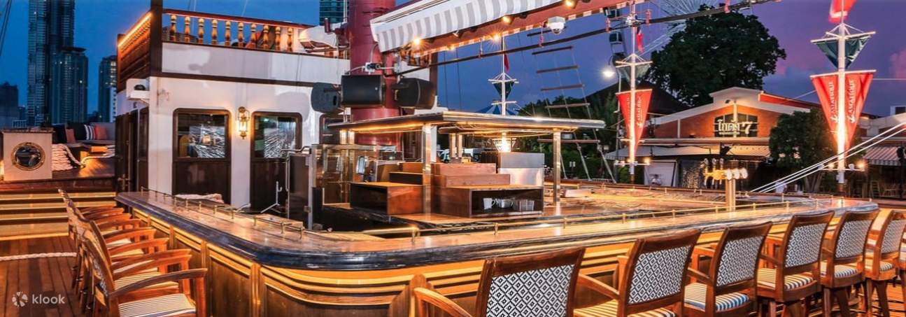 Sirimahannop – L'héritage à ASIATIQUE The Riverfront à Bangkok