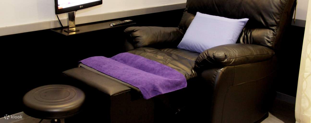 kursi pijat di Absolute Spa, Hair, And Nail