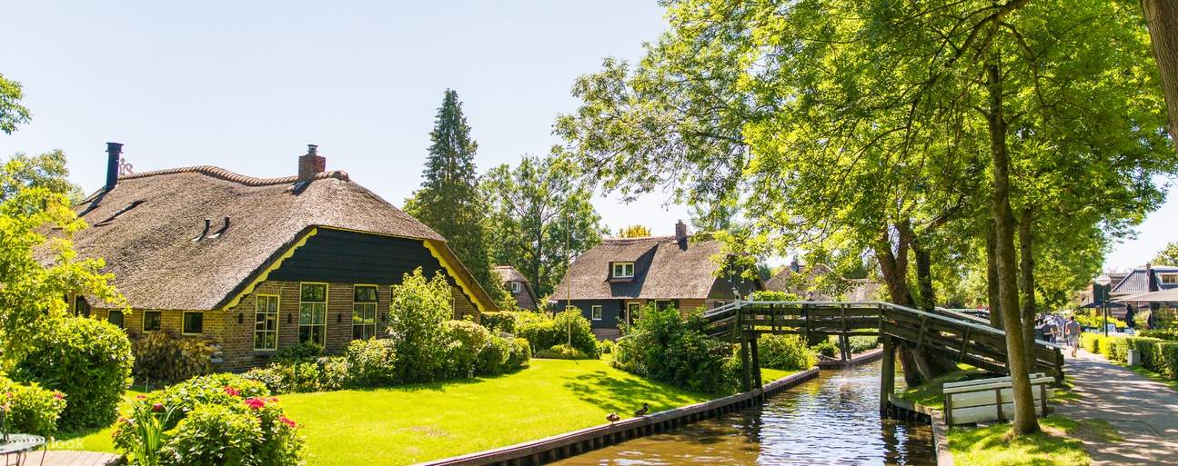 Giethoorn One Day Tour