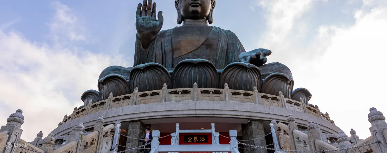 Tian Tan Buddha