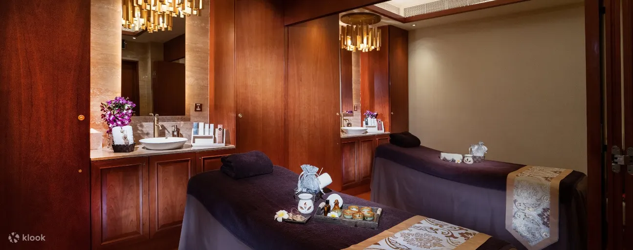 massage beds at f Senses Spa