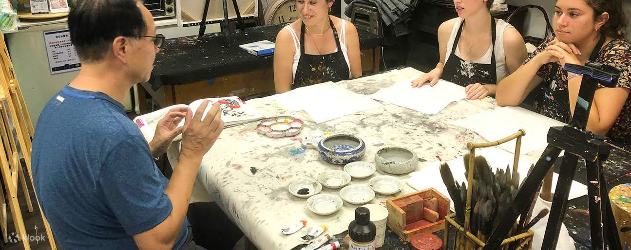 instructeur professionnel et sympathique