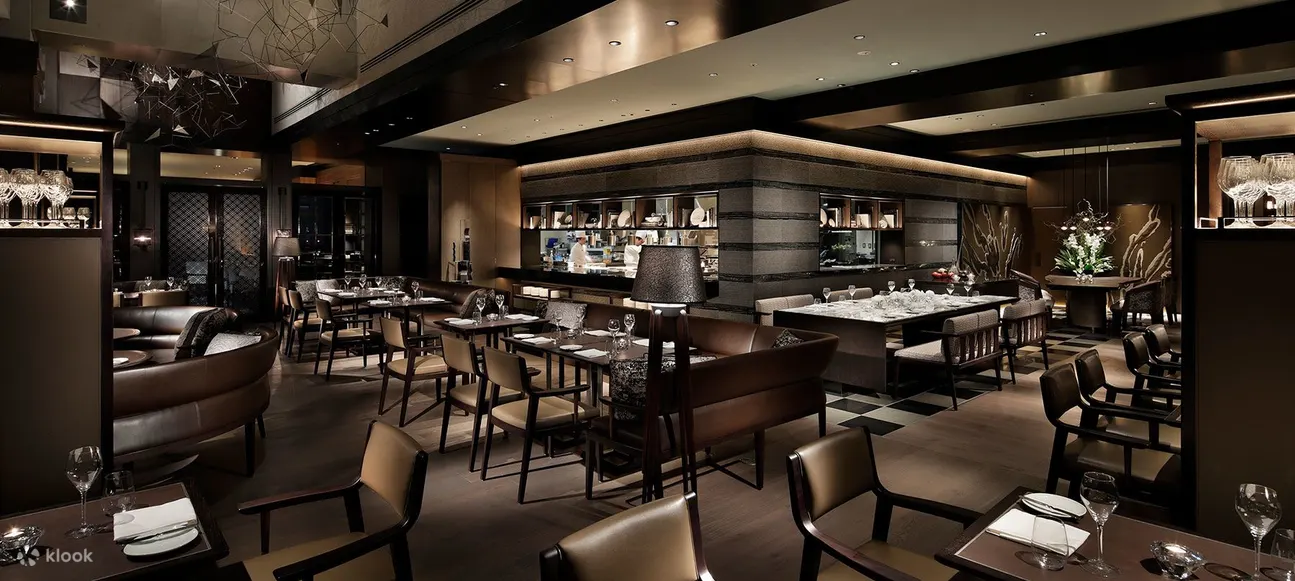 THE RITZ CARLTON TOKYO TOWERS	- French Cuisine in Tokyo