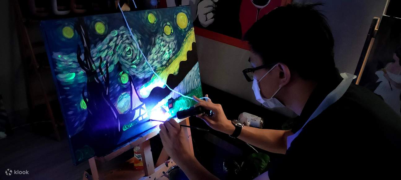 クアラルンプール・飲みながらの絵画教室 - Klook