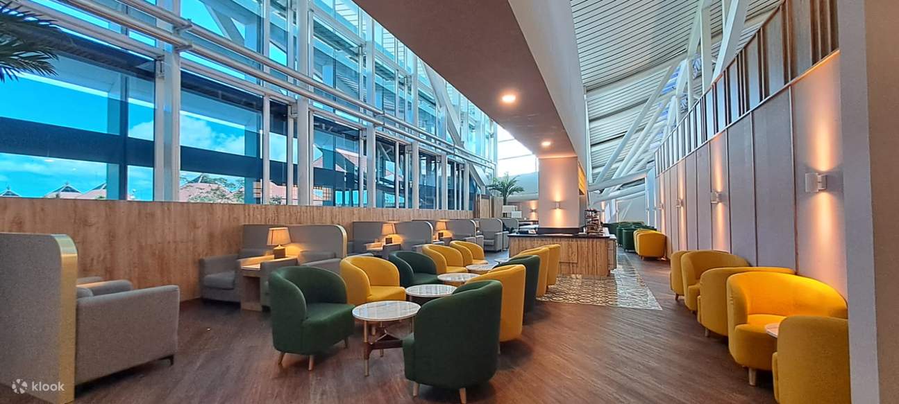 phòng chờ sảnh khởi hành