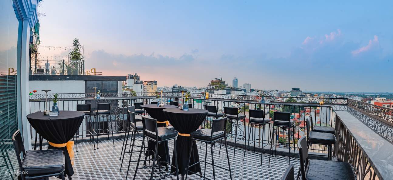 Red Bean Hang Thung: Esperienza gastronomica di lusso ad Hanoi