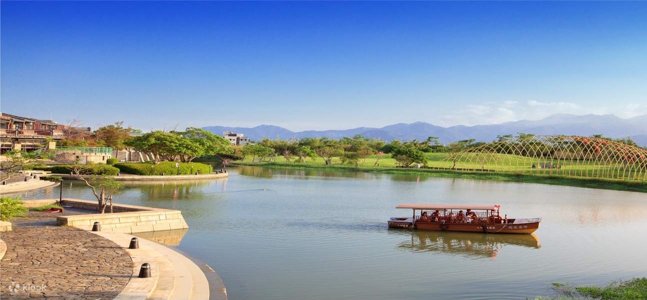 Mondfluss im Kunstzentrum