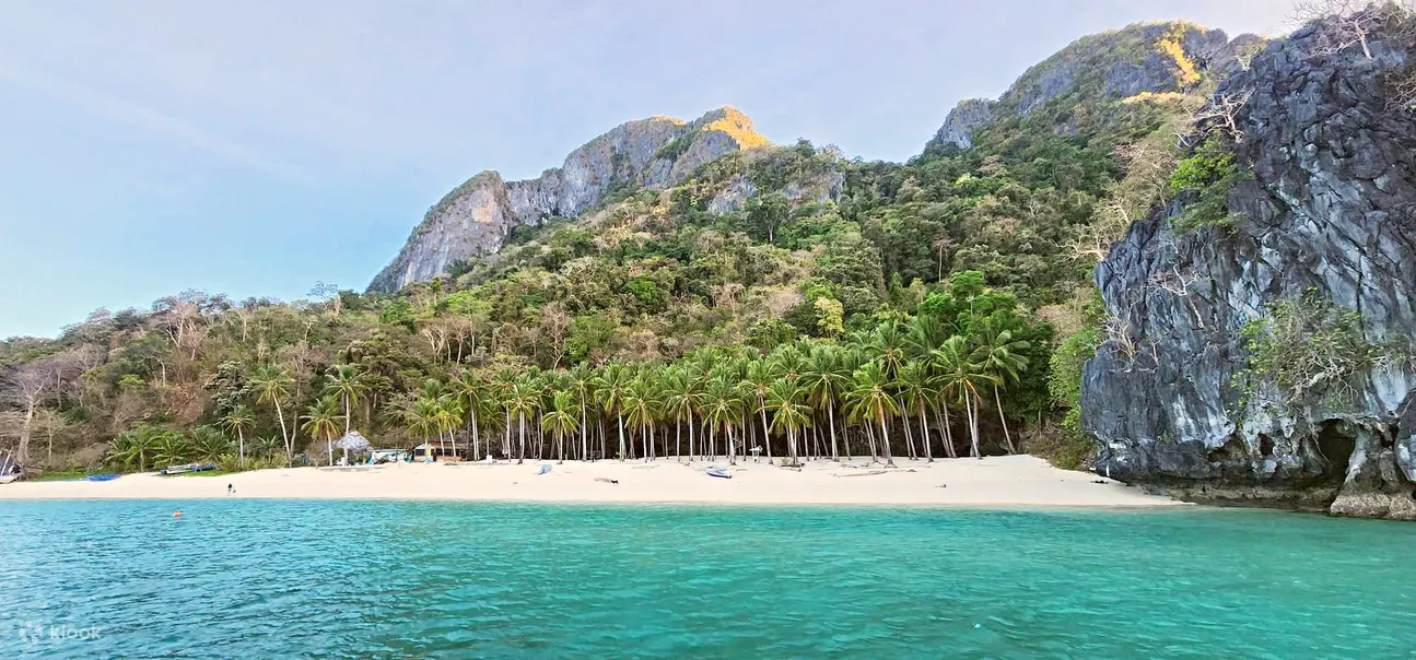Seven Commandos Beach