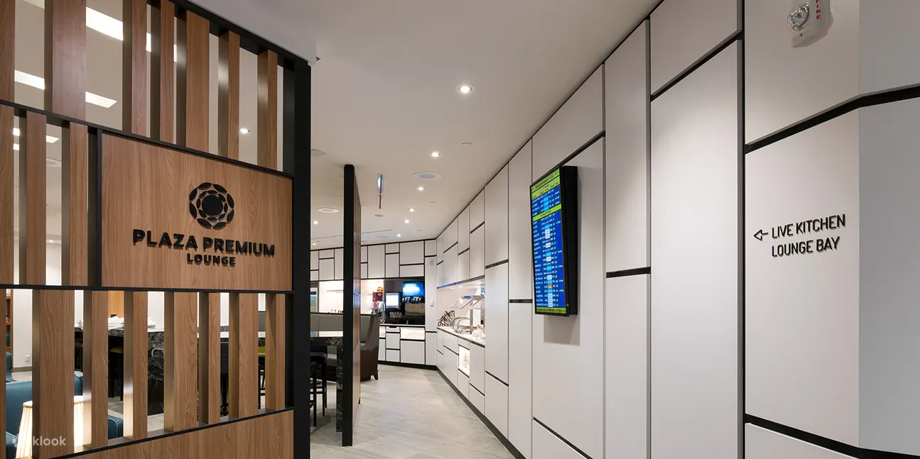 多伦多皮尔逊国际机场Plaza Premium Lounge贵宾室服务