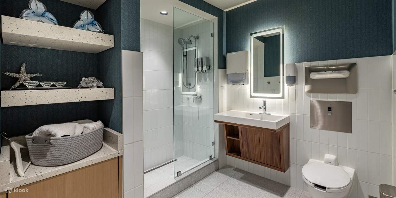 奥兰多国际机场Plaza Premium Lounge贵宾室服务