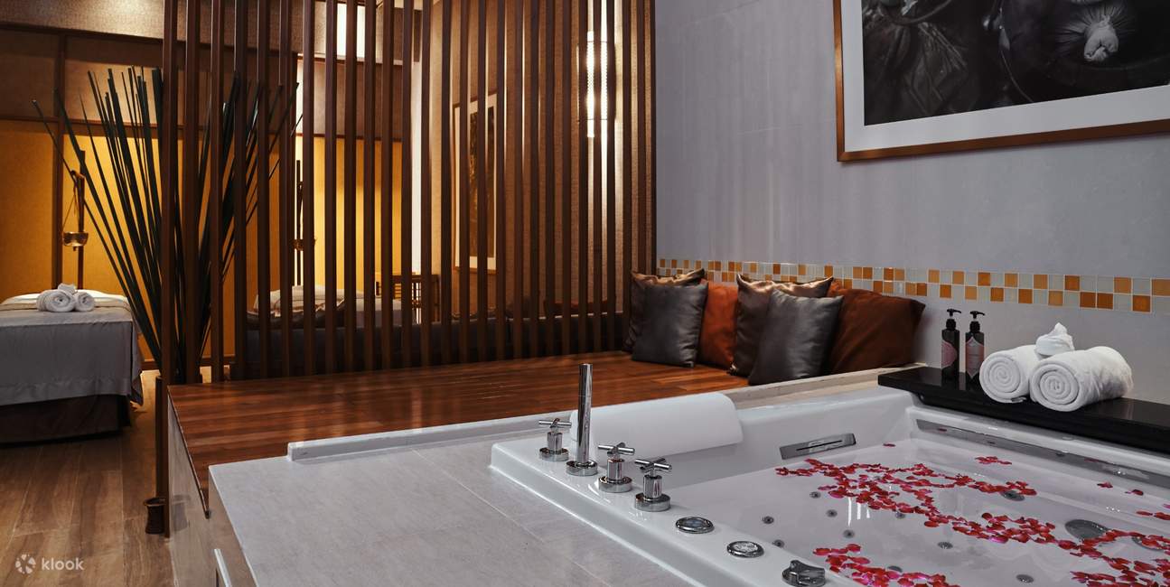 ラリンジンダ・ウェルネス・スパ ラチャダムリ バンコク (RarinJinda Wellness Spa at Ratchadamri Bangkok)