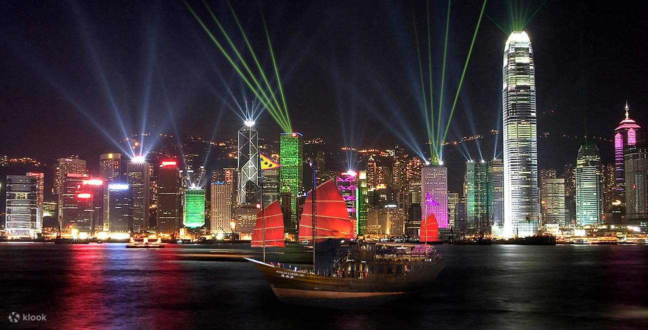 Pelayaran Simfoni Cahaya