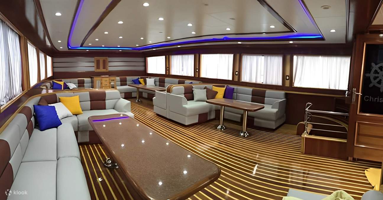 Snorkeling With Dugong Marsa Mubarak boat trip with lunch 