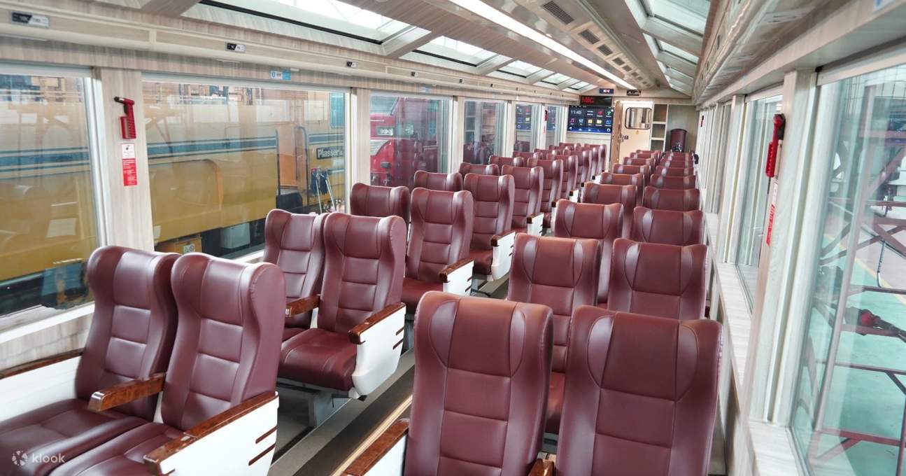 Jelajah Kota Bandung dengan Kereta Api Panoramik dari Jakarta - Klook ...