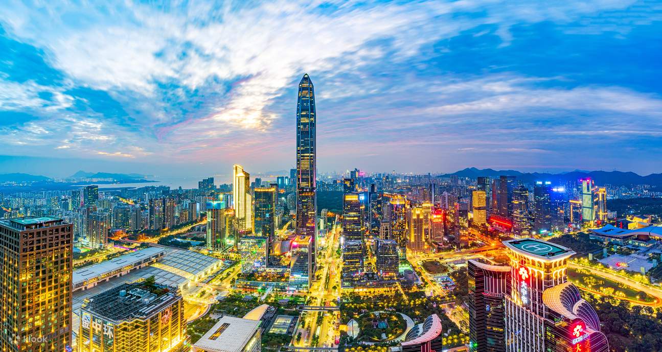 平安金融中心&皇庭広場&卓悦中心 チャーター車一日観光 | Klook