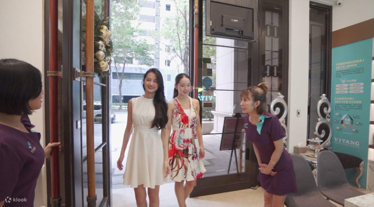 Spacious and comfortable environment with friendly staff providing guests with a warm welcome.