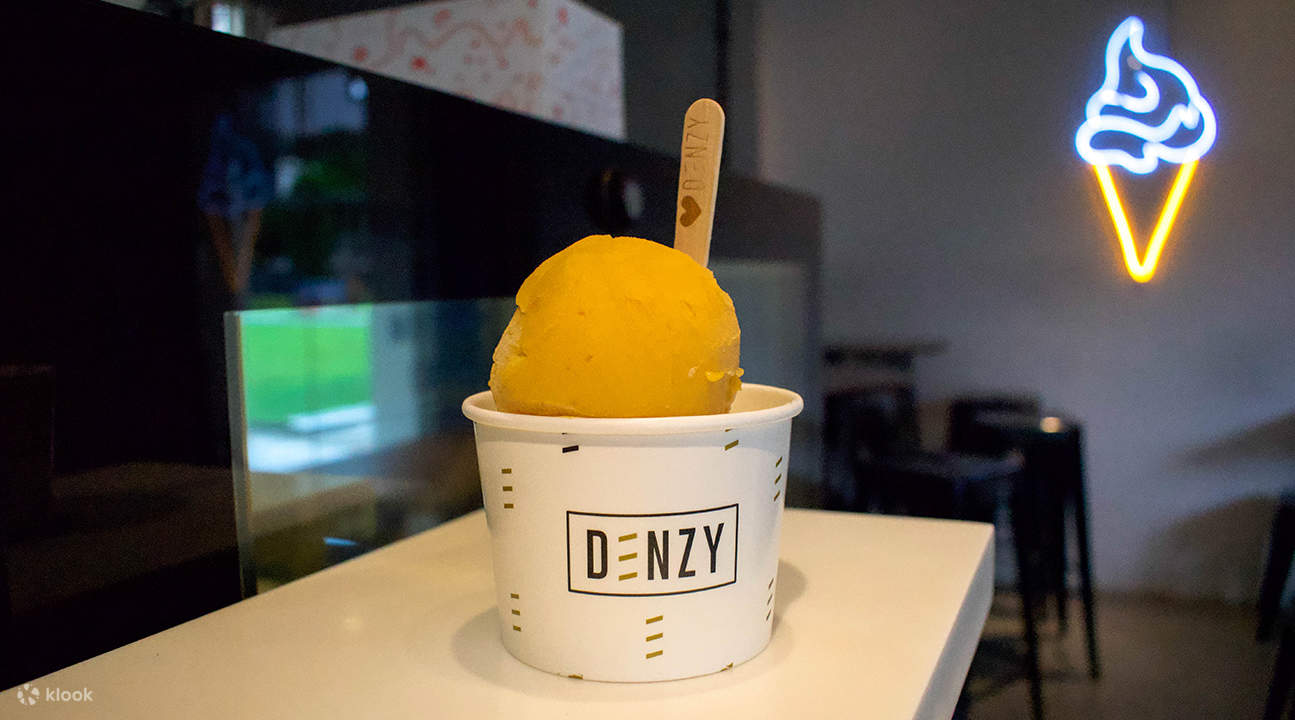 Denzy gelato shop