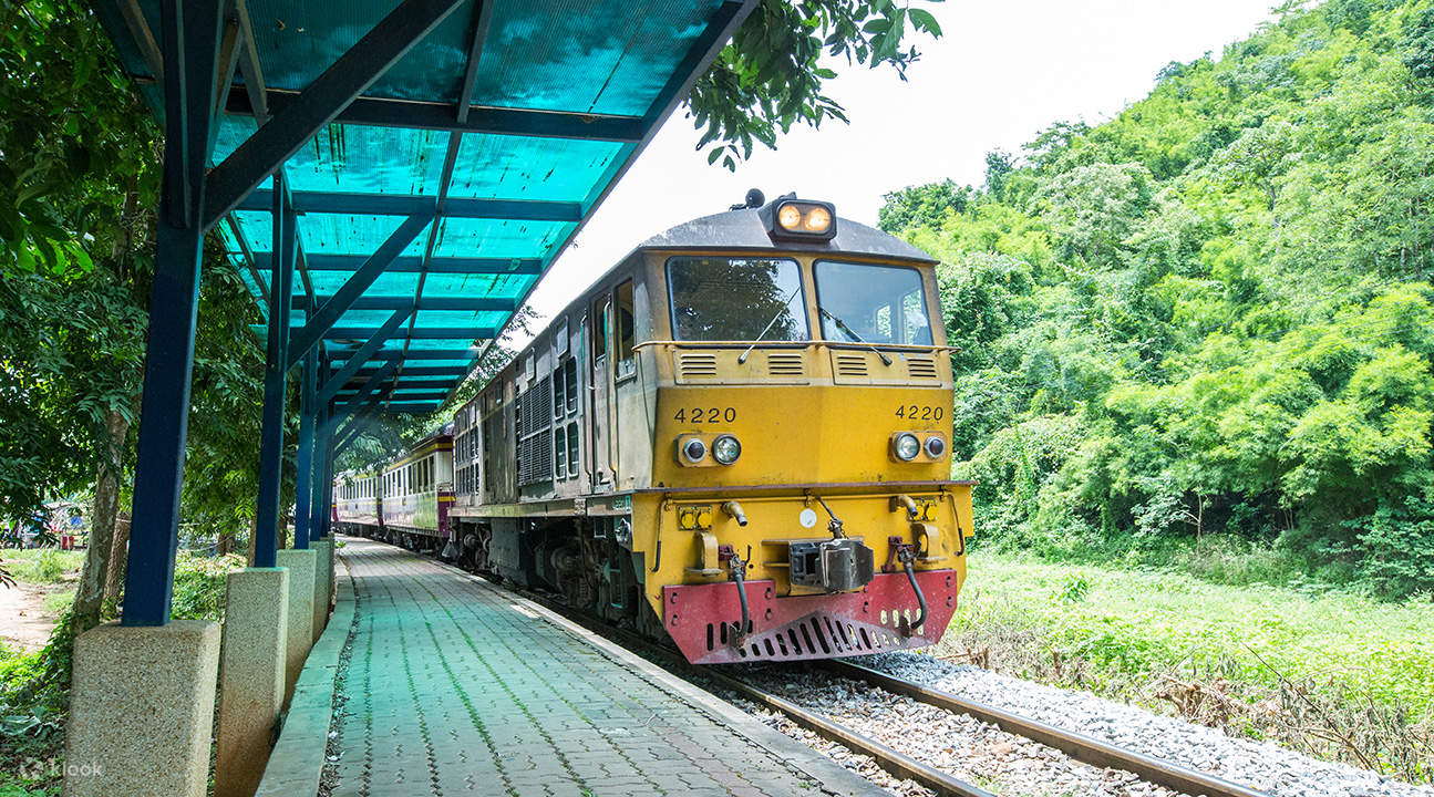泰緬鉄道 クウェー川鉄橋 日帰りツアーの予約 Ak Travel提供 Klook