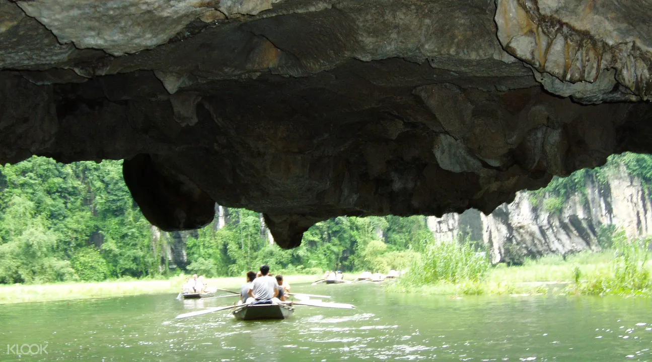 Tam Coc Day Trip