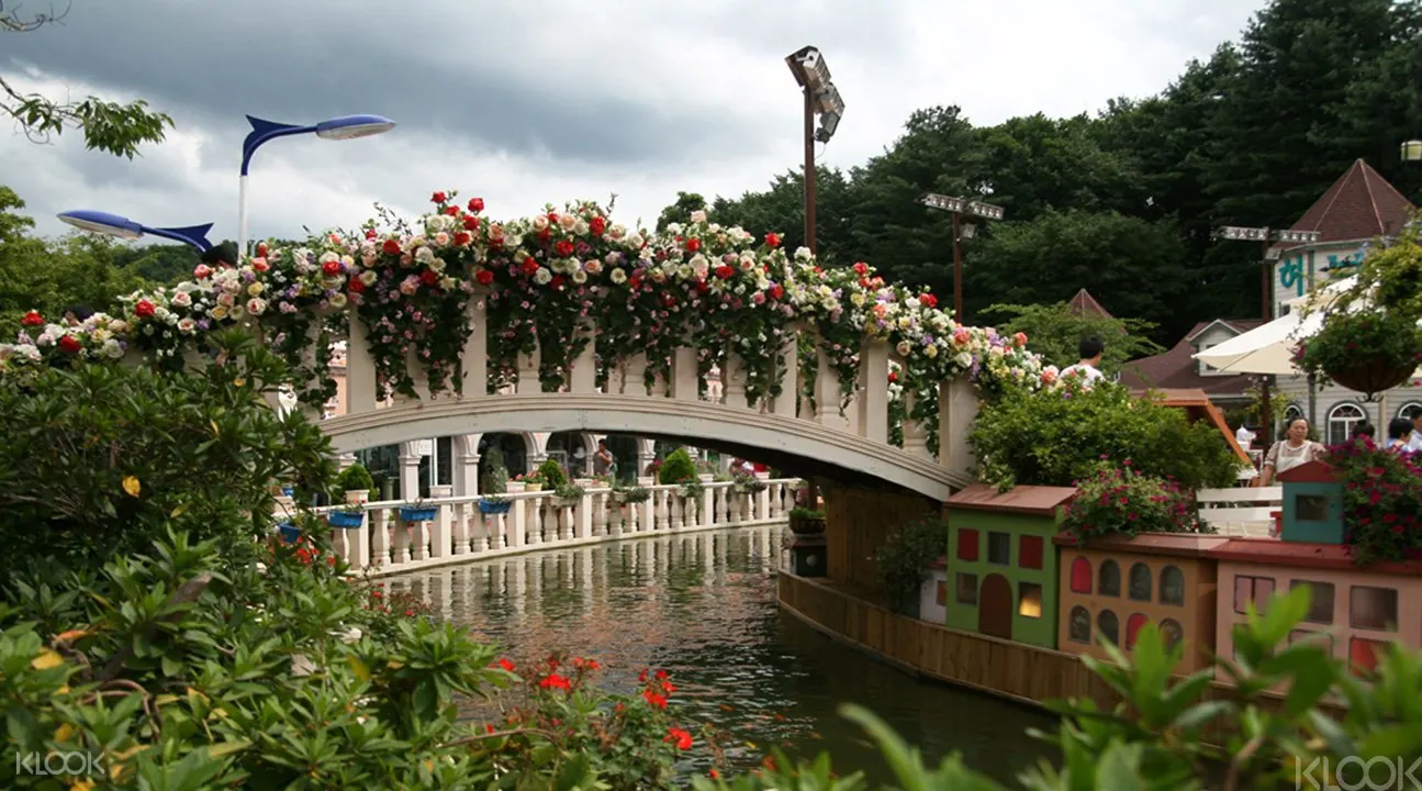 小瑞士及香草島樂園