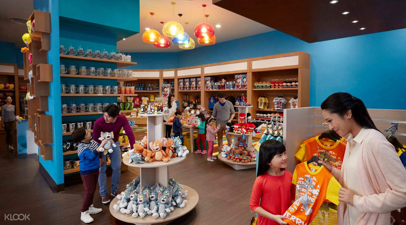 禮品店全家一起開心購物
