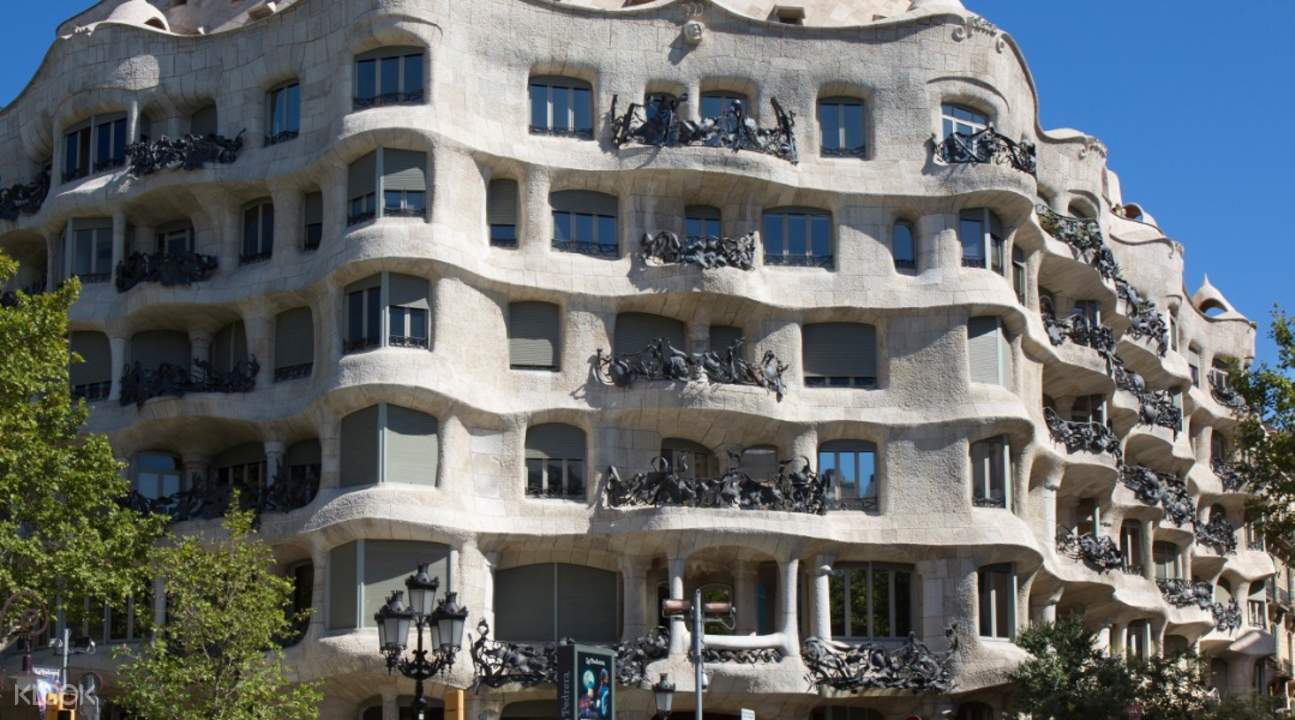Casa Mila La Pedrera Ticket Ohne Warteschlange In Barcelona Klook