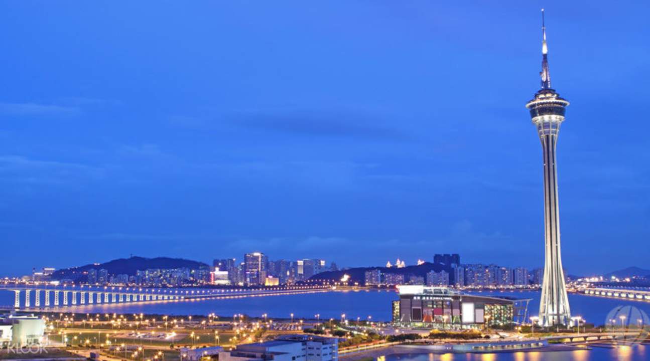 Lunch Buffet at Macau Tower - Klook