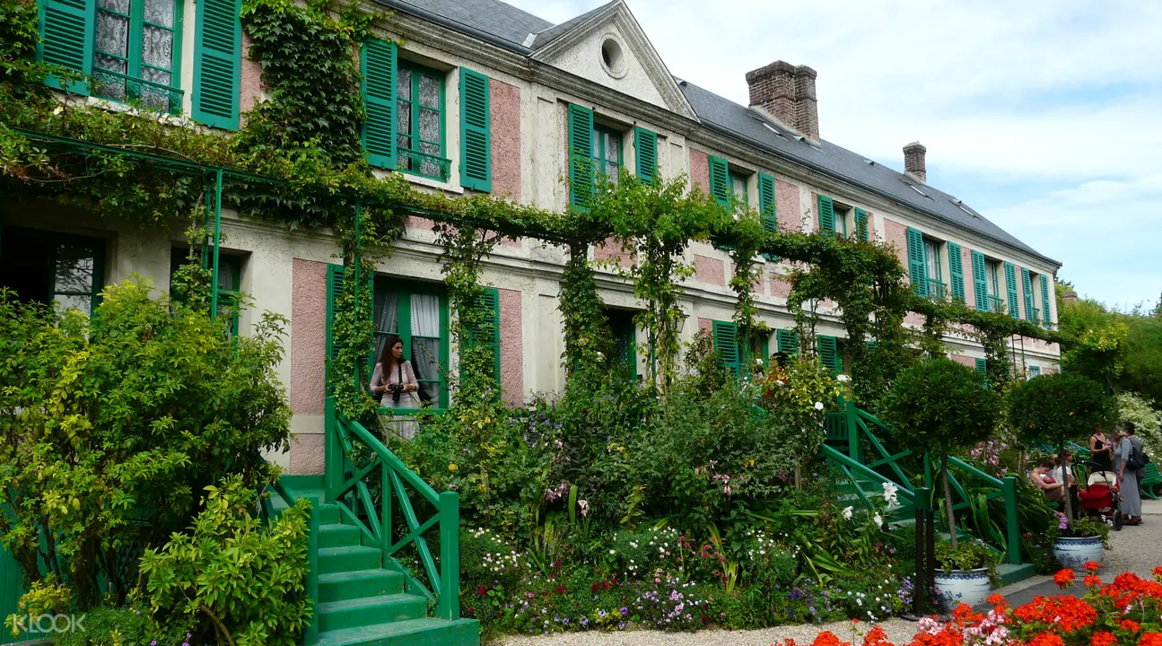 the best day trips from paris