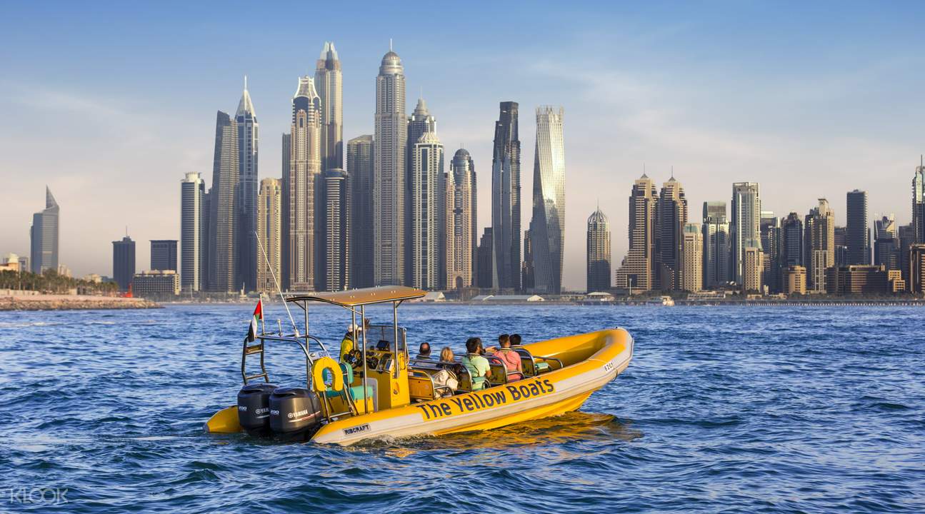 dubai marina private boat tour & palm jumeirah sightseeing