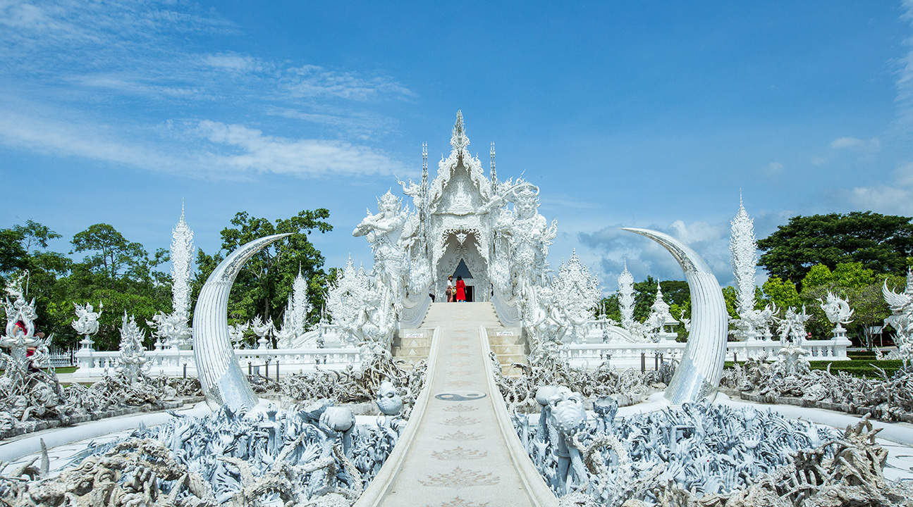 Chiang Rai Half Day Private Tour Dengan White Temple Blue Temple Dan Black House Di Thailand