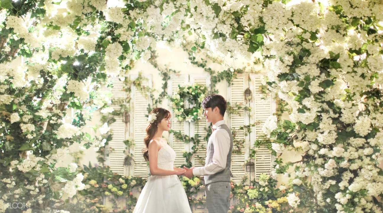 首尔婚纱摄影_傅首尔婚纱图片