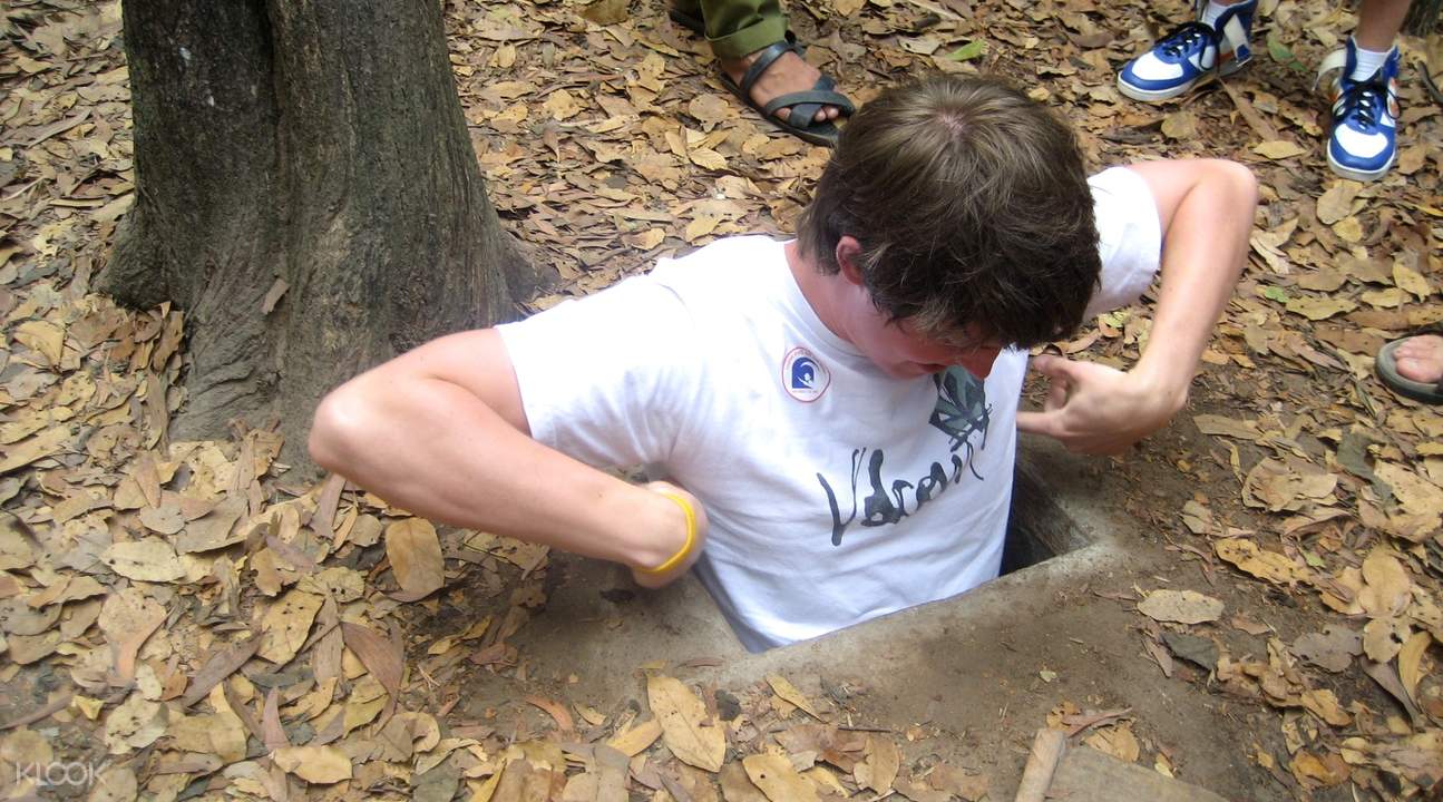 Cu Chi Tunnels Half Day Tour di Vietnam