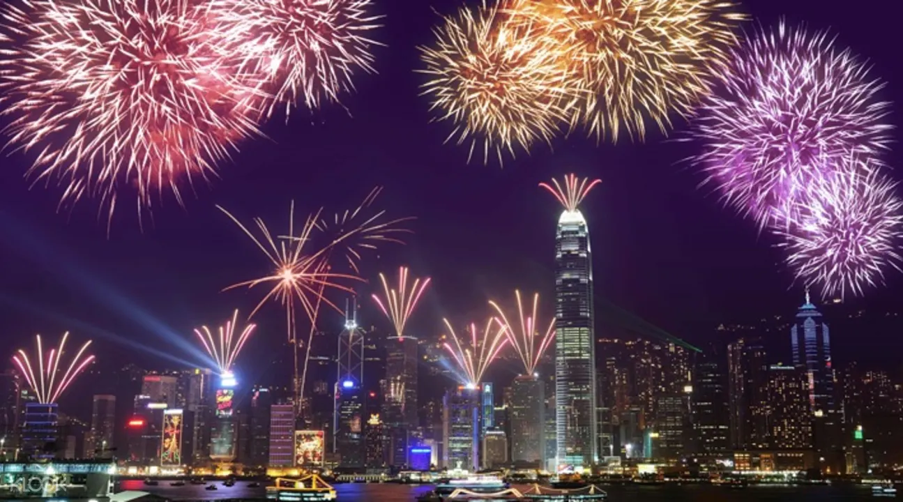 é¦æ¸¯ç»´å¤å©äºæ¸¯å½åºèçè±æ±æ¼