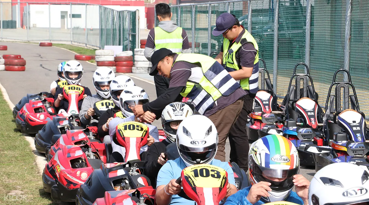 麗寶國際賽車場卡丁車體驗