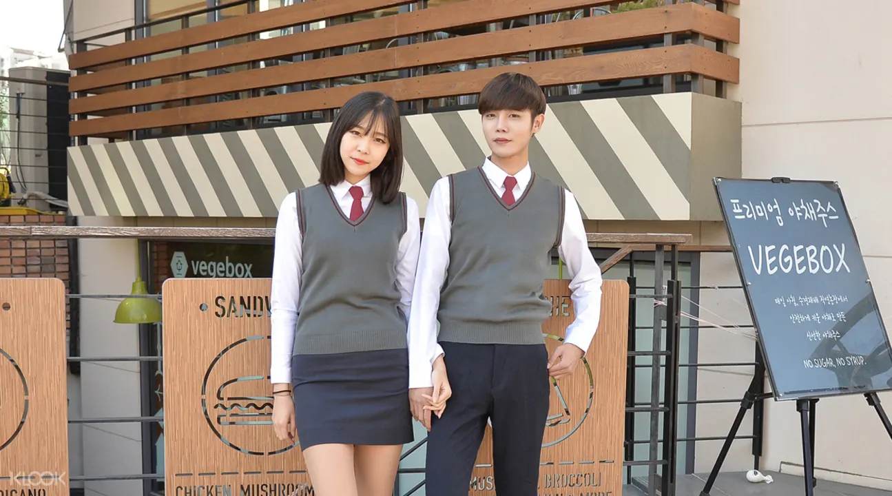 Gyobokmall Korean School Uniform Rental Seoul South Korea 4 9 Hours Klook Us