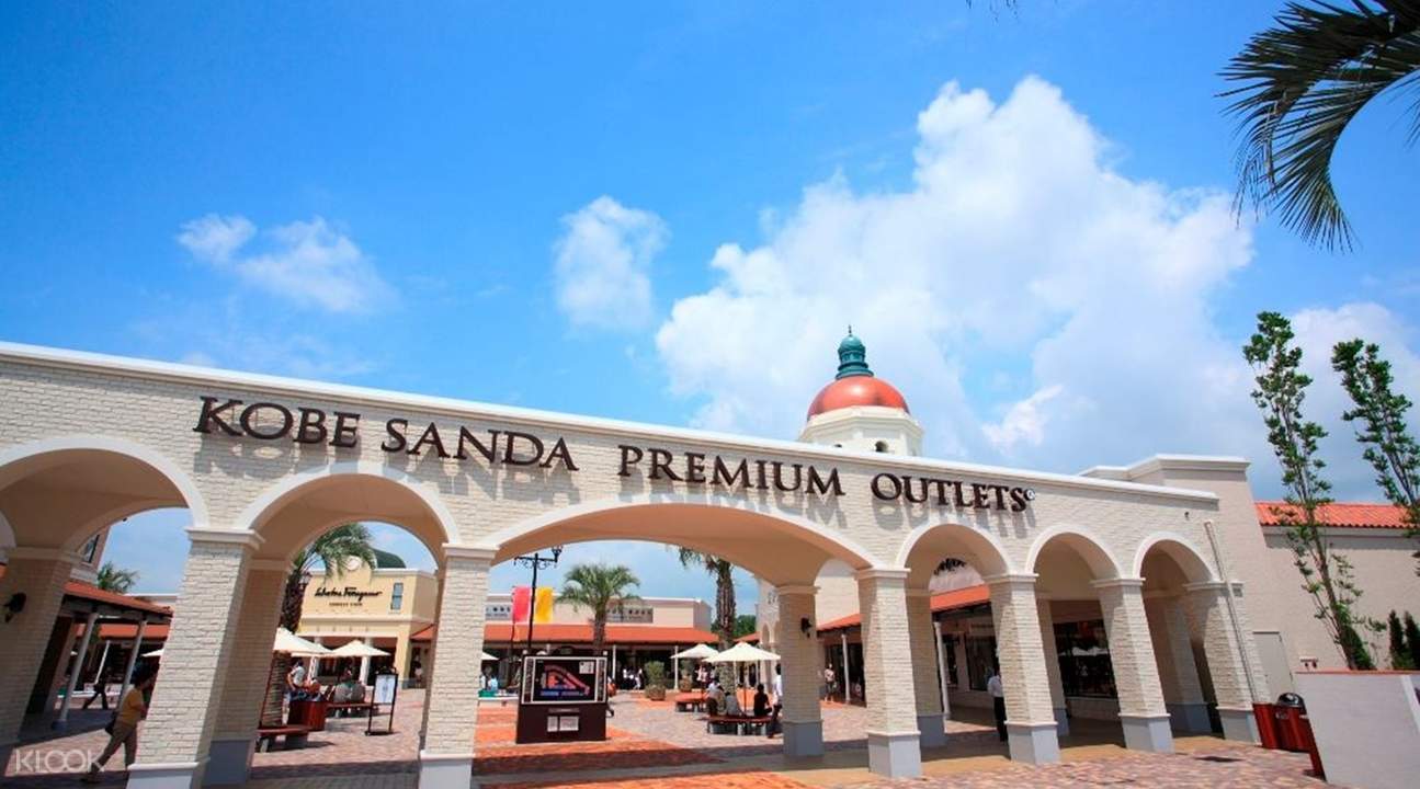 Kobe-Sanda Premium Outlets, Arima Onsen 