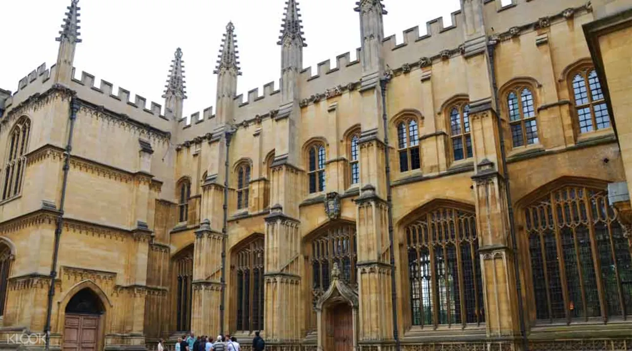 Activity Seo Discount Oxford Walking Tour With Mandarin Speaking