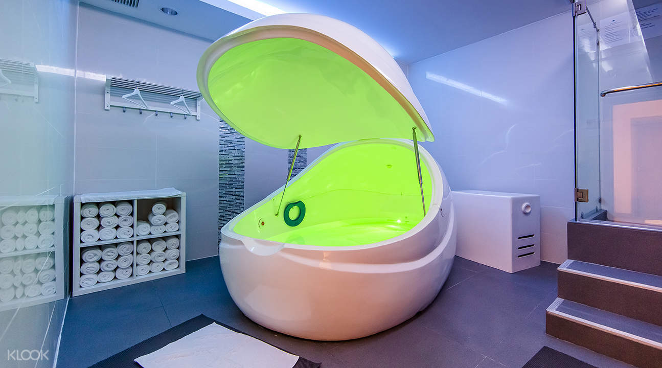 float center float center