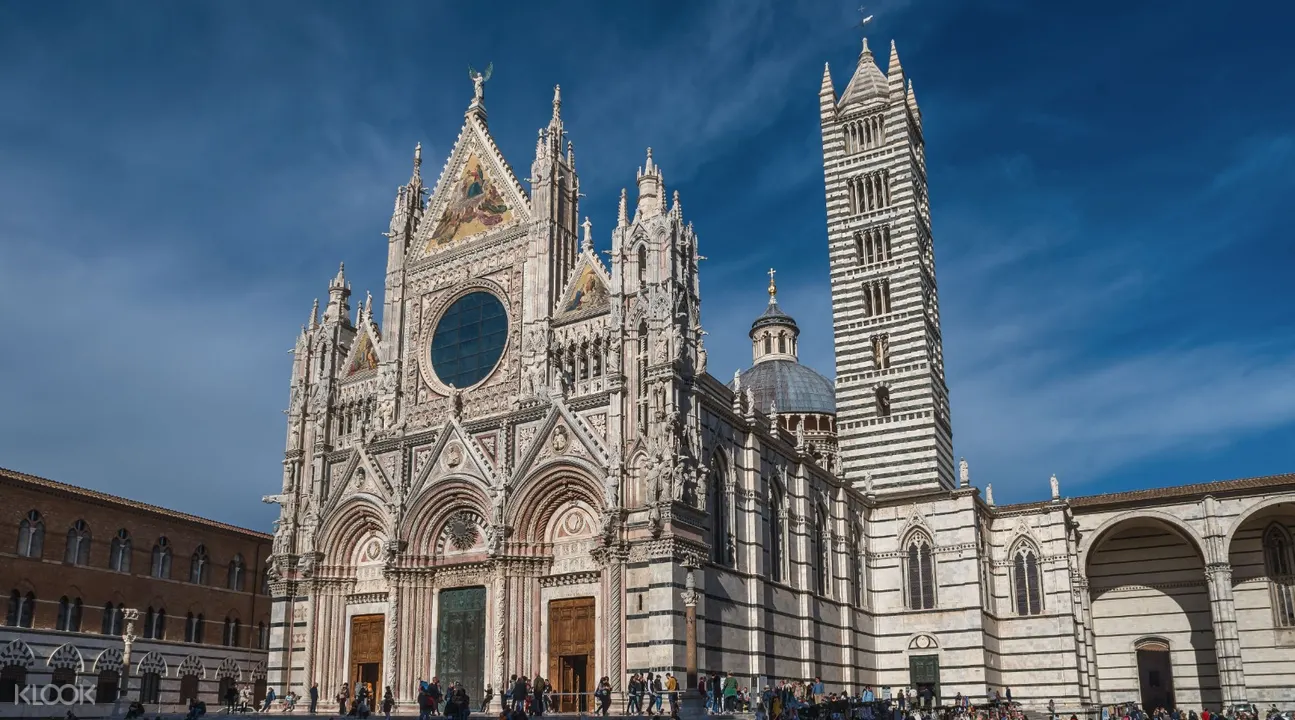 Wisata Terpandu Sehari Siena San Gimignano Monteriggioni Dan Chianti